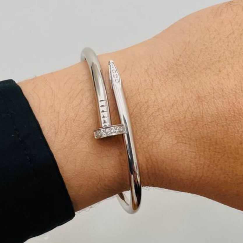ELEGANT NAIL DELUXE SILVER BRACELET