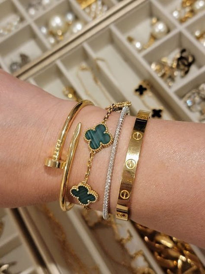 FOUR-LEAF CLOVER | SOFT GREEN
